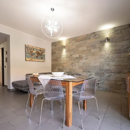 Apartment Two Palms By Interhome Avola